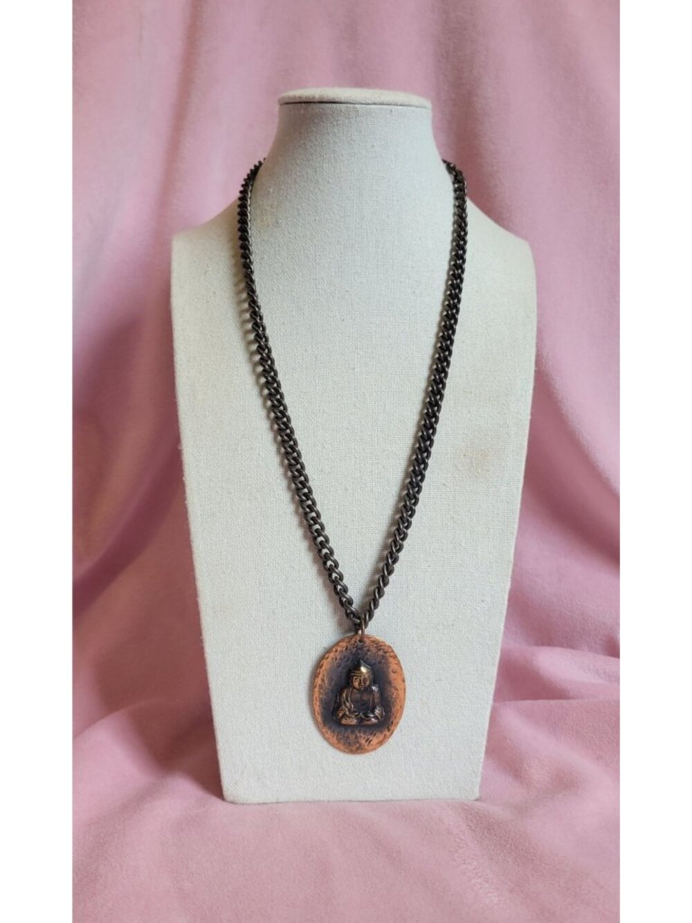 Vintage Mid-century Cooper Chain Sitting Buddha Oval Pendant Necklace N1A